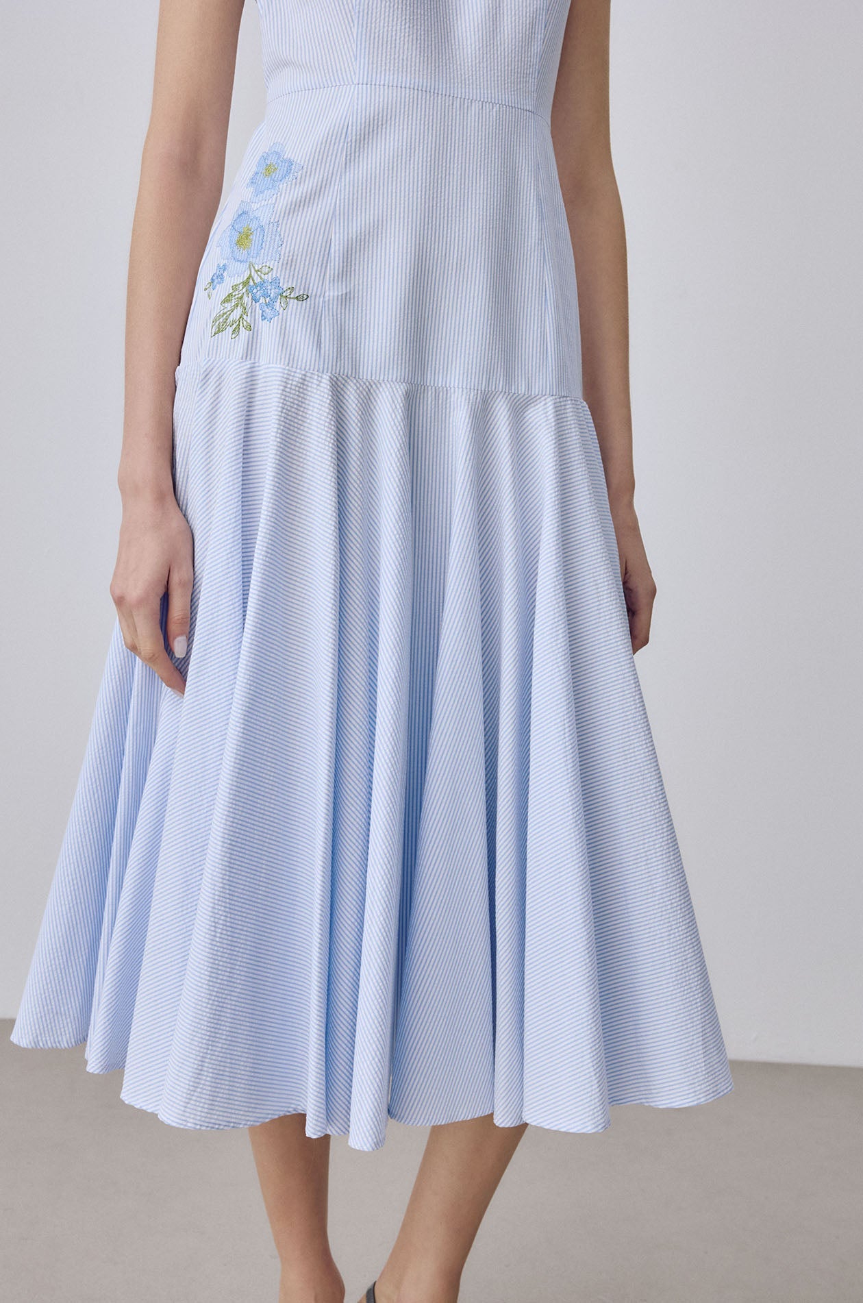 Blue Flower Seersucker Midi Dress